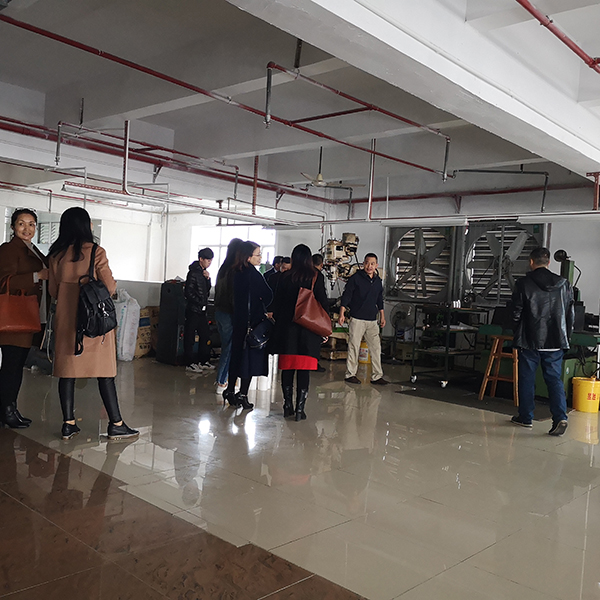广东液体静电喷枪哪个好 广东液体静电喷枪哪个好